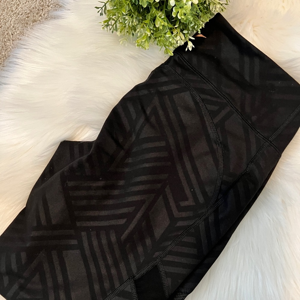 Old Navy active go-dry leggings
